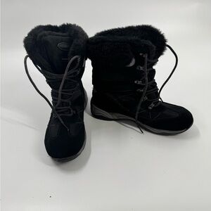 Khombu Black Snow Boots Size 10